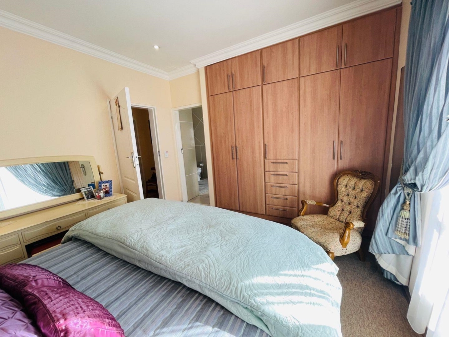 3 Bedroom Property for Sale in Grimbeeck Park North West